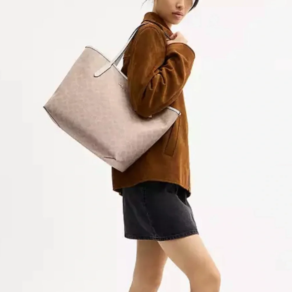 Coach Light Tan Signature Tote & Wallet - Picture 6 of 8